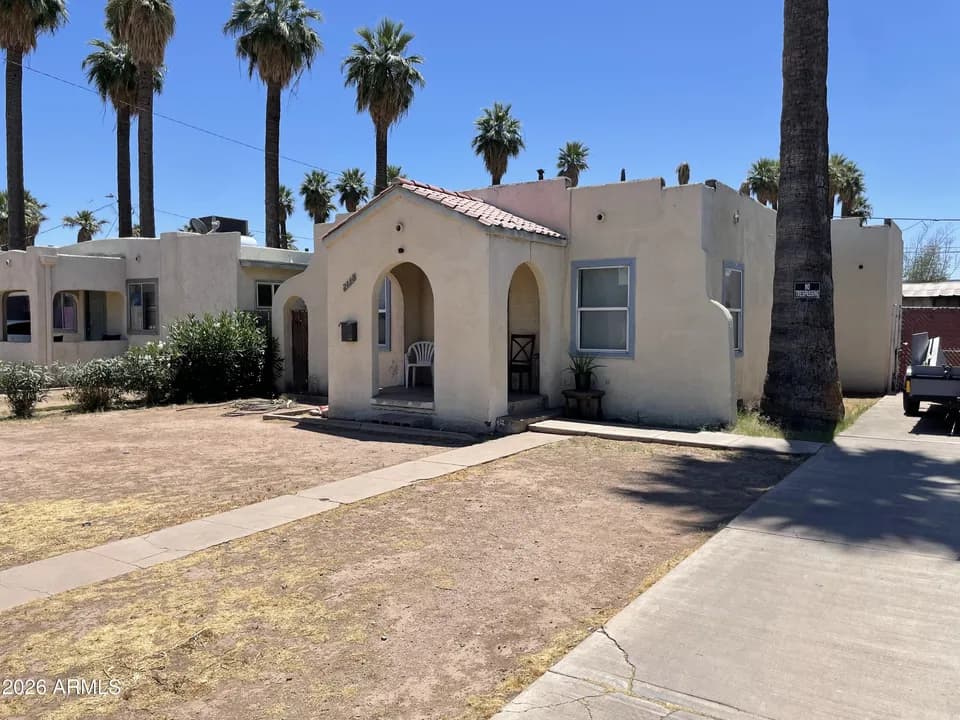 3 Bed 2 Bath Classic Historic Era Home in Phoenix, AZ