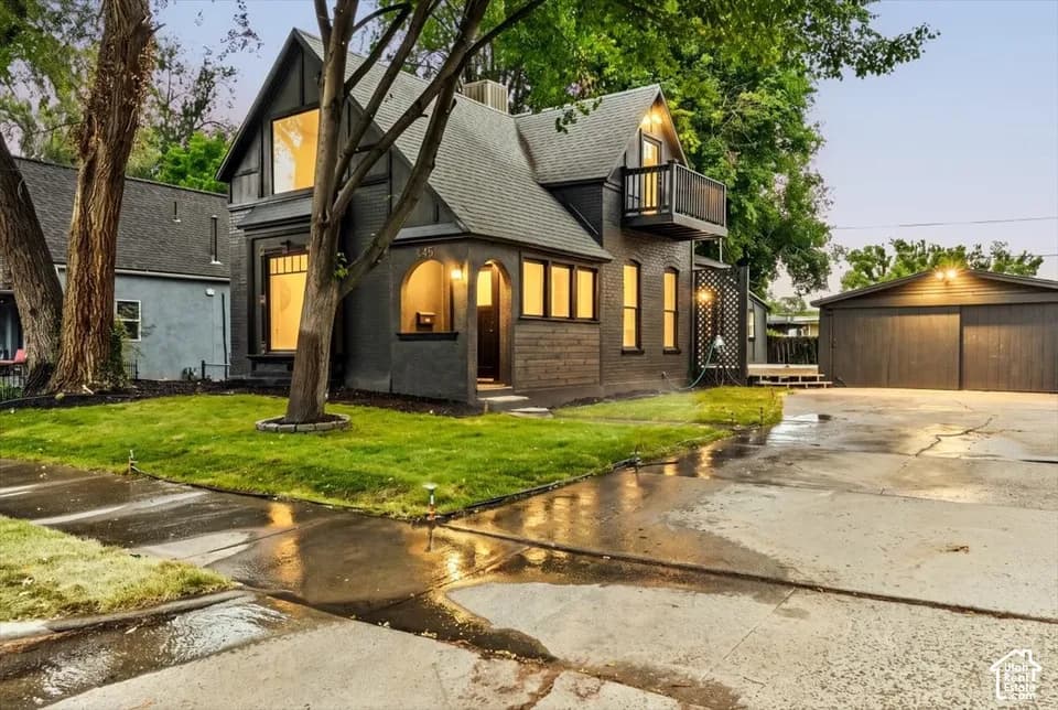 3 Bed 1 Bath Classic Historic Era Home in Salt Lake City, UT