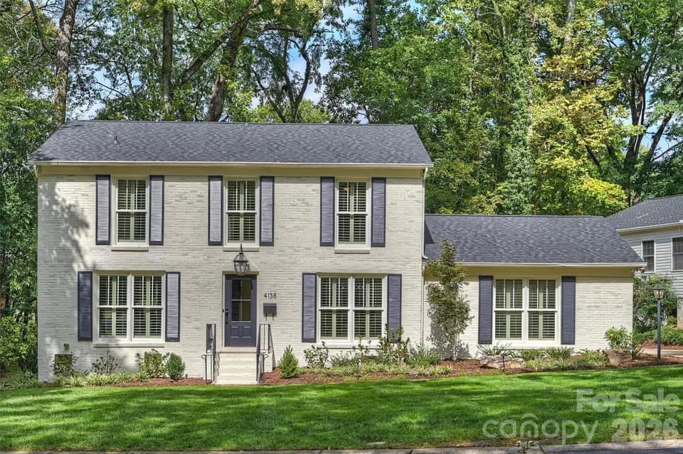 3 Bed 2 Bath Established Mid-Century Residence in Charlotte, NC