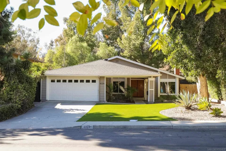 4 Bed 2 Bath Established Mid-Century Residence in San Diego, CA