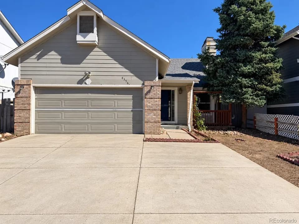 5 Bed 1 Bath Traditional Suburban Family Home in Denver, CO