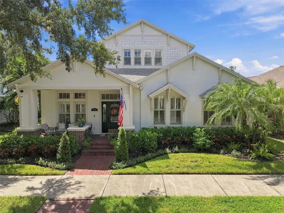 5 Bed 3 Bath Established Contemporary Home in Tampa, FL