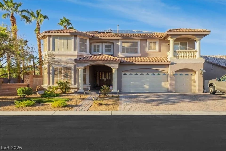 5 Bed 4 Bath Established Contemporary Home in Las Vegas, NV